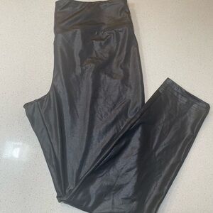 Black faux leather leggings-XL
